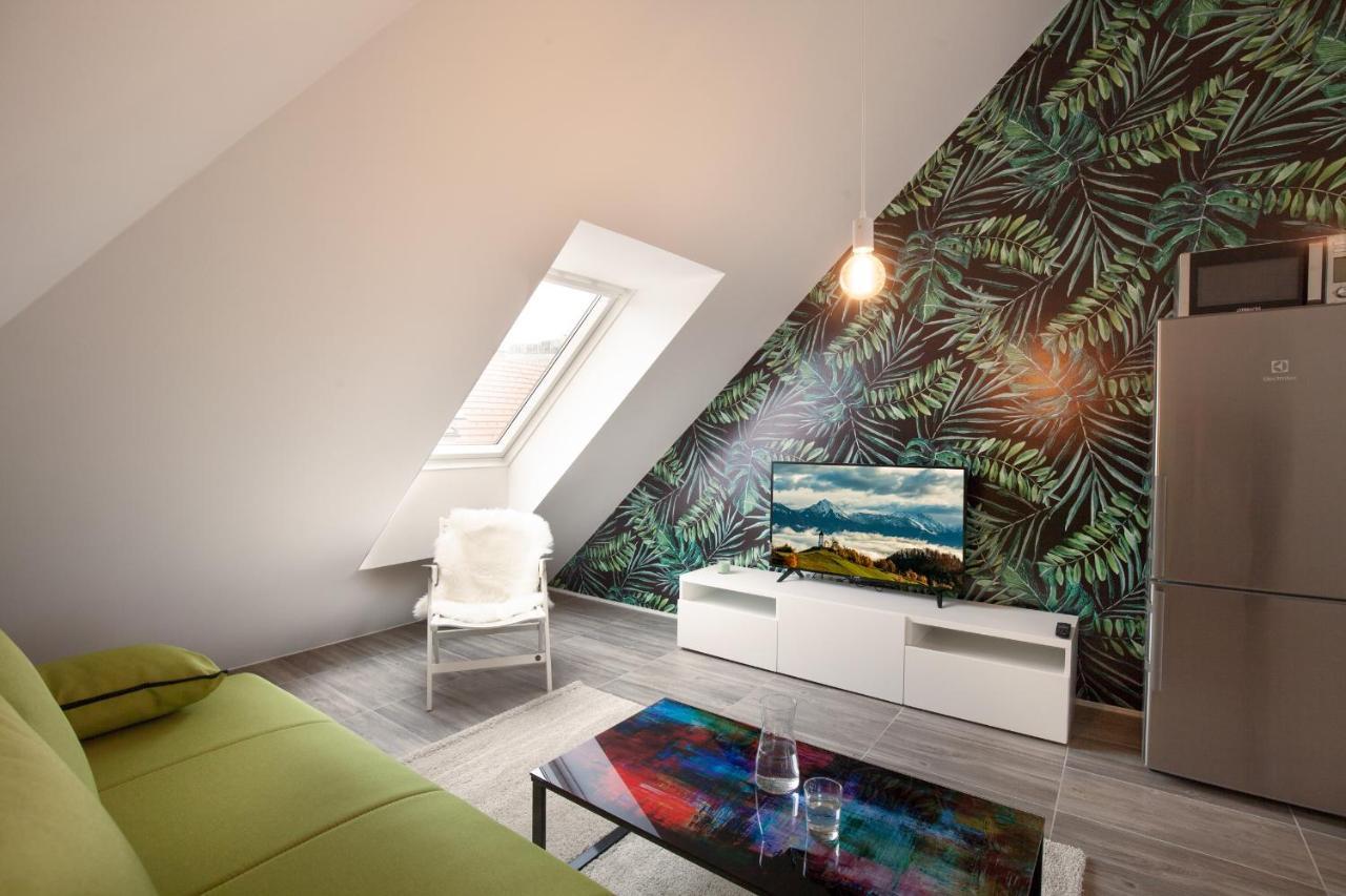 Flex Apartments Tour As Любляна Экстерьер фото